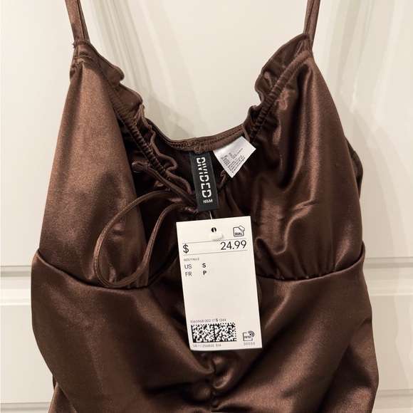 H&M Dress - Picture 8 of 8